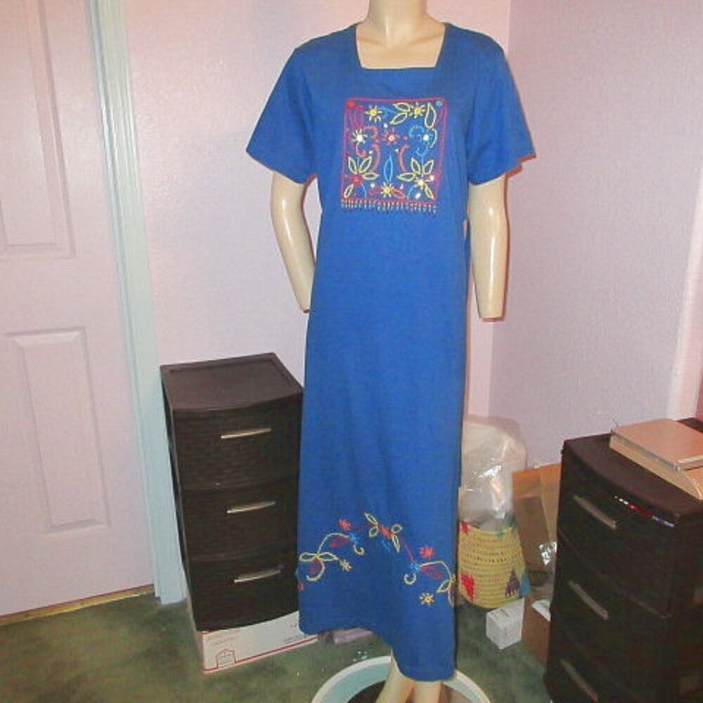 Vtg 90s Floral Embroidered Maxi T-Shirt Dress M Waist Tie Embellished Boho EUC